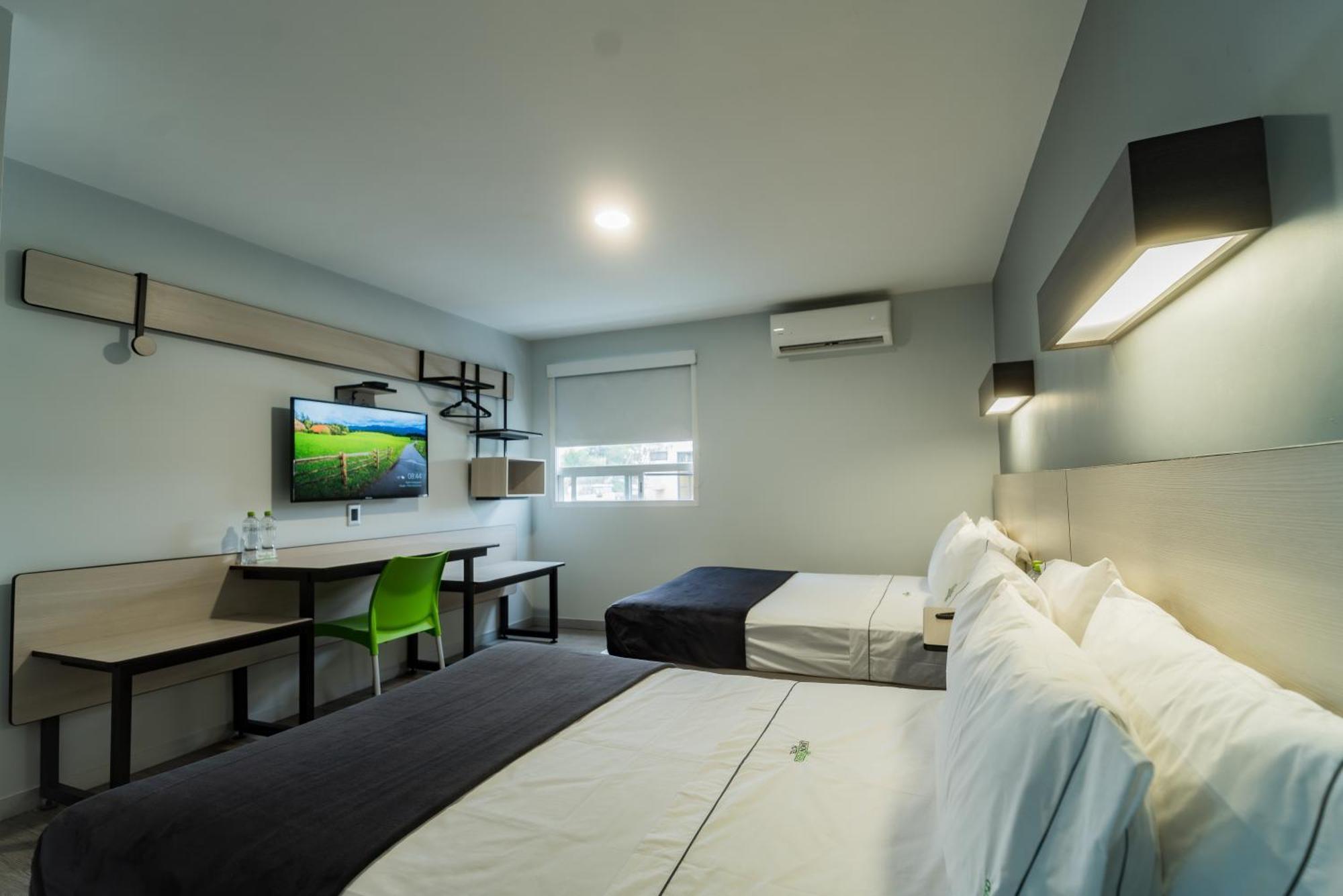 Hotel Lemon Green -Zona Expo Frente Al Centro De Convenciones Guadalajara Ngoại thất bức ảnh