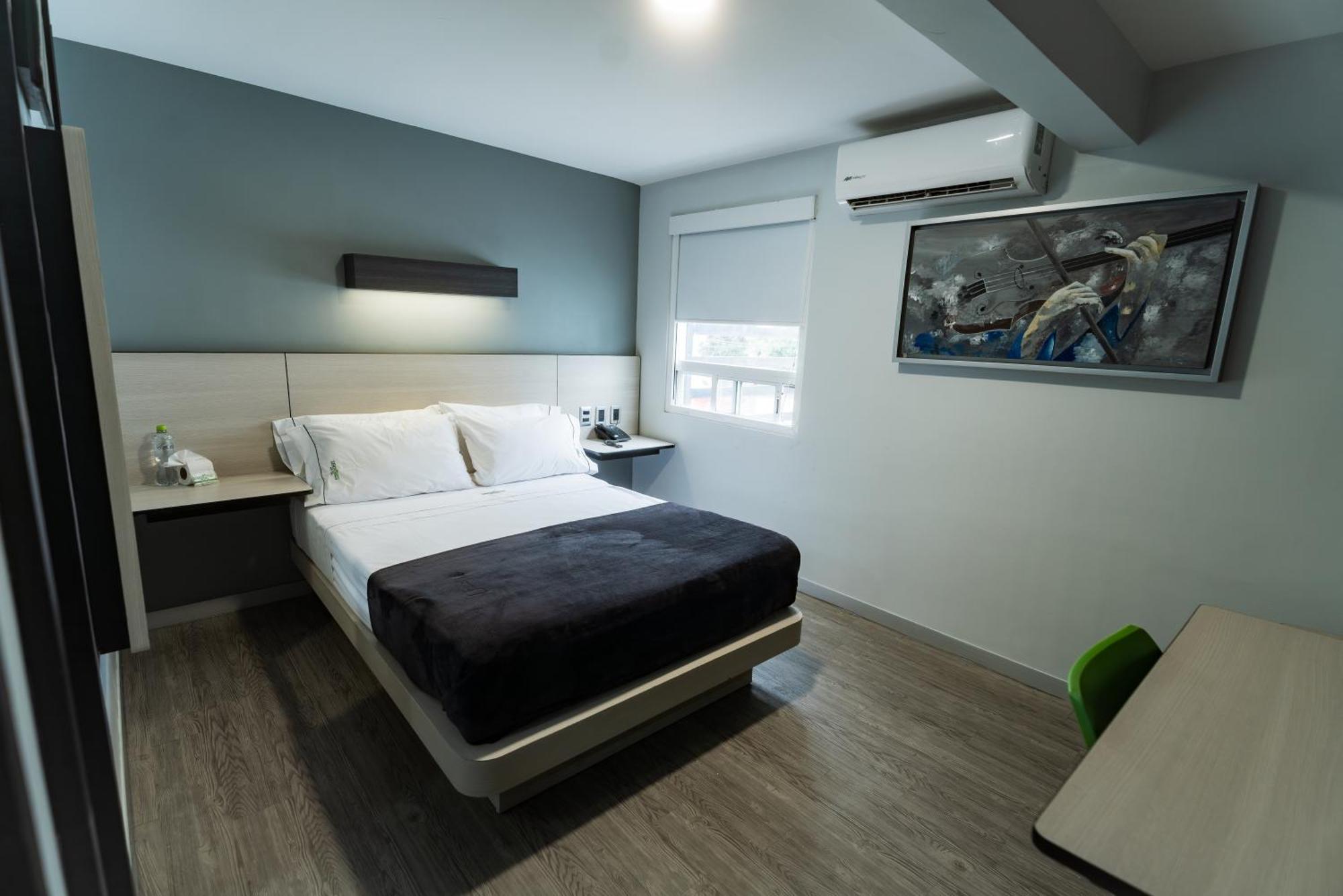 Hotel Lemon Green -Zona Expo Frente Al Centro De Convenciones Guadalajara Ngoại thất bức ảnh